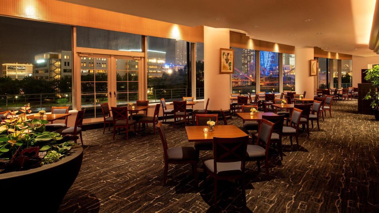 فندق إنتركونتيننتال يوكوهاما غراند يوكوهامَ المظهر الخارجي الصورة The Club Lounge at the Renaissance Hotel