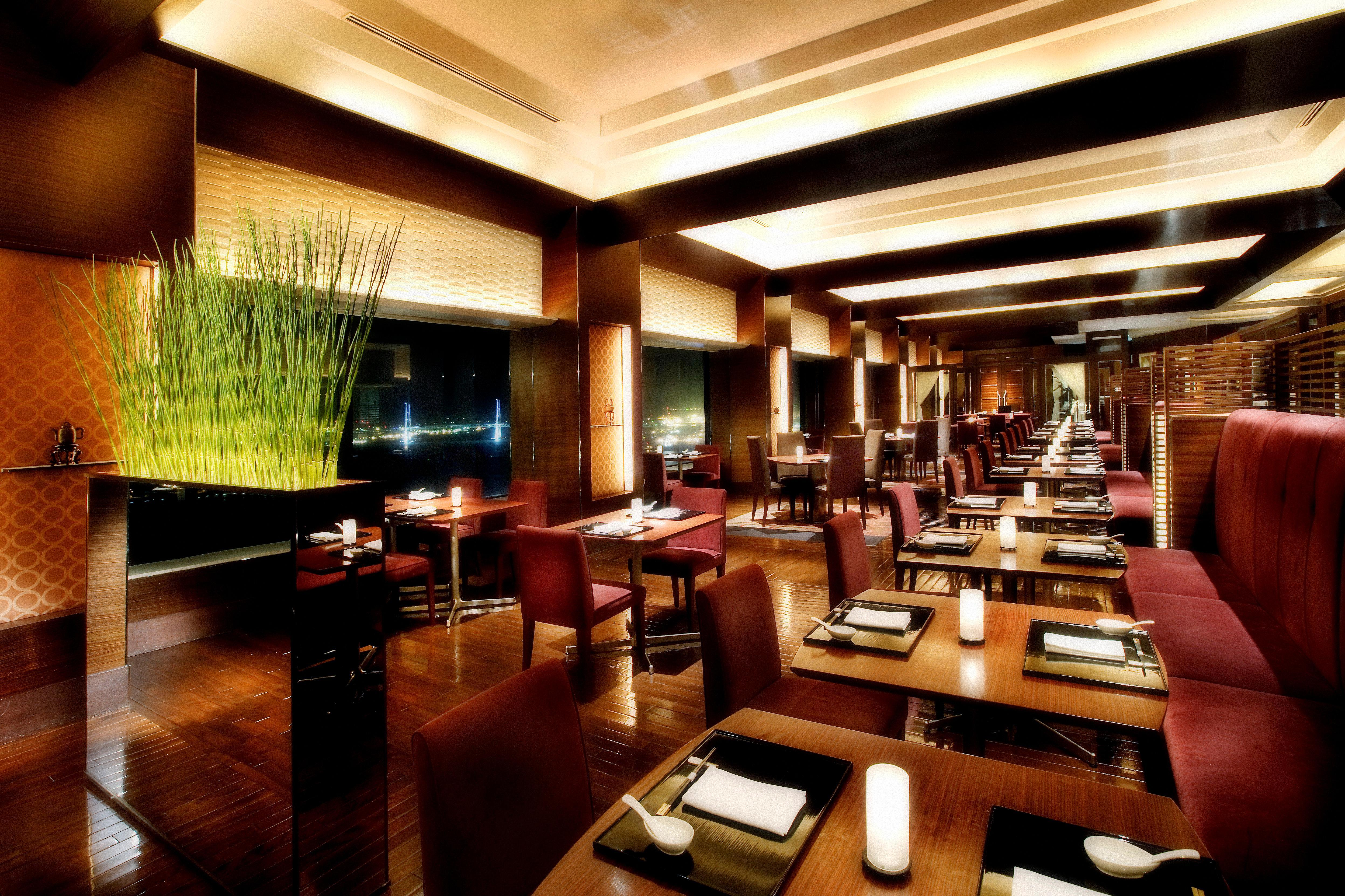 فندق إنتركونتيننتال يوكوهاما غراند يوكوهامَ المظهر الخارجي الصورة The interior of the restaurant